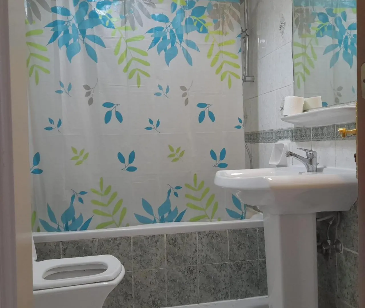Double Room - Shared Bathroom, No Parking Abú Dhabí 0*,